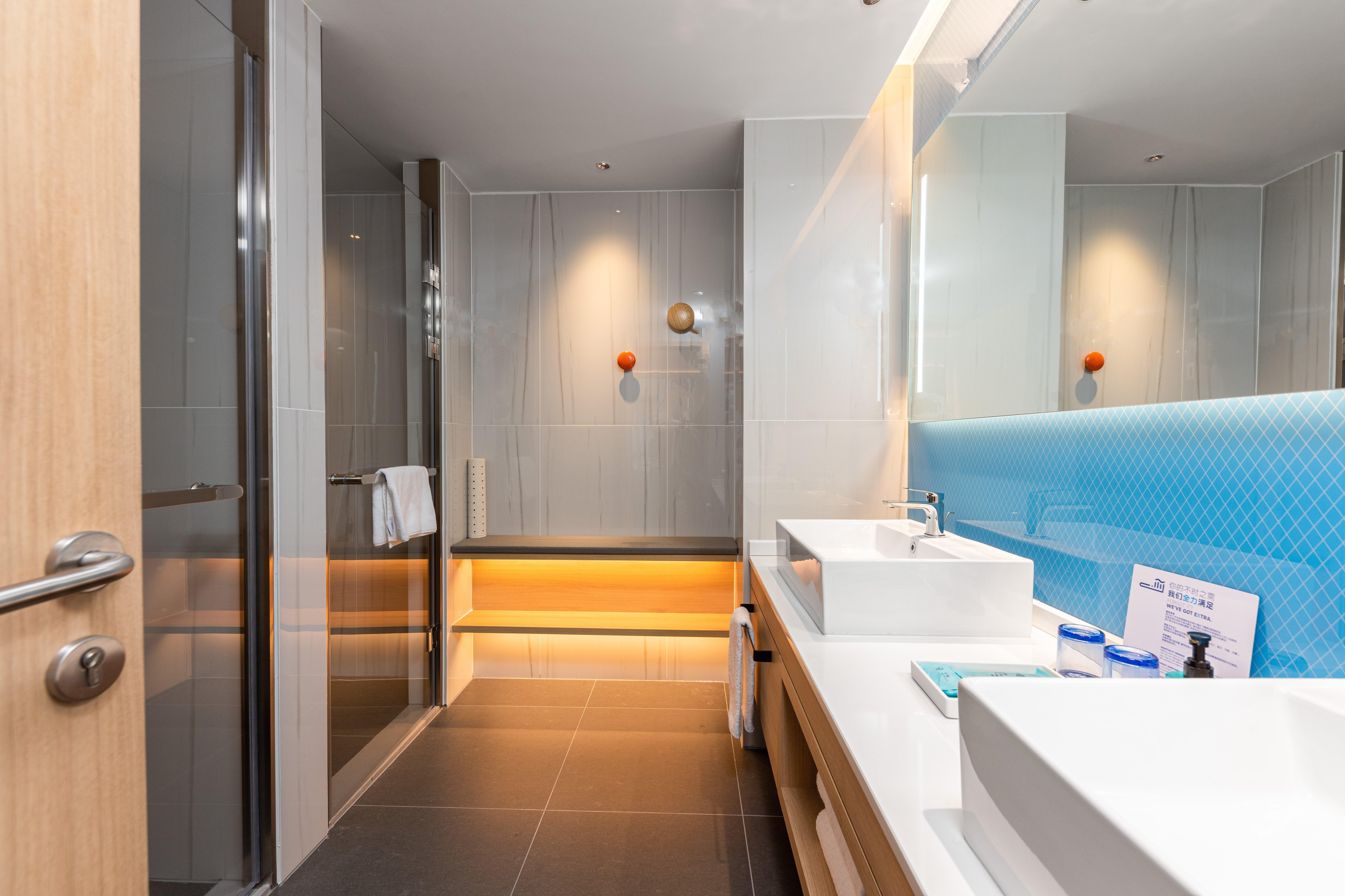 Holiday Inn Express Nanchang Riverside By Ihg Exterior foto